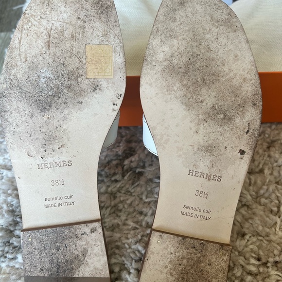 Hermes White Slide Sandals 38.5 - Picture 13 of 15